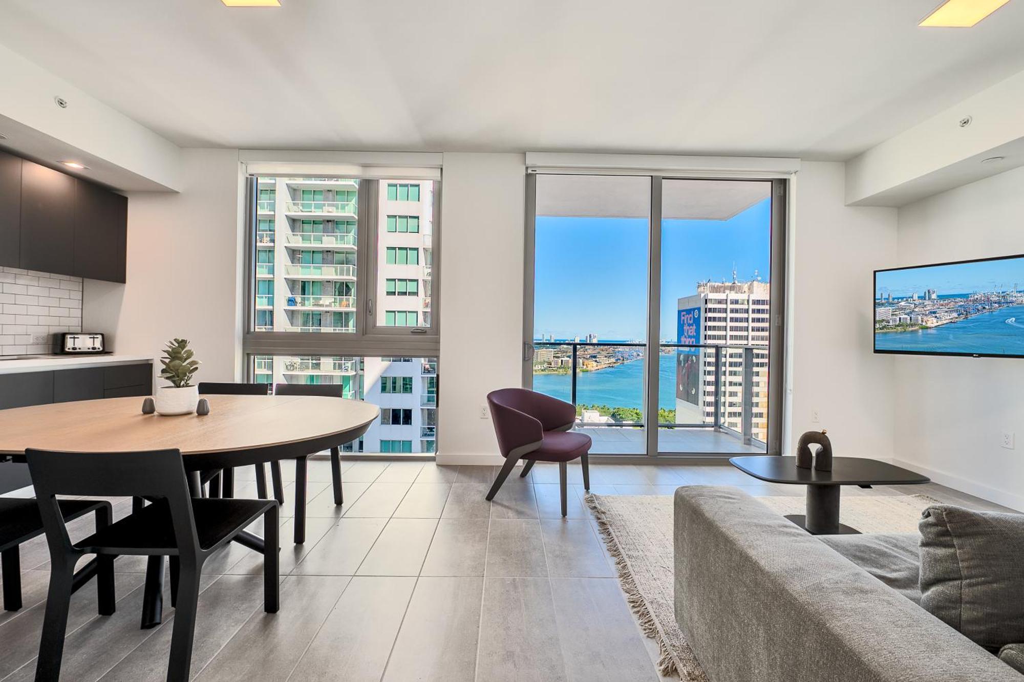 Spacious Studio In The Heart Of Downtown Miami Lägenhet Exteriör bild